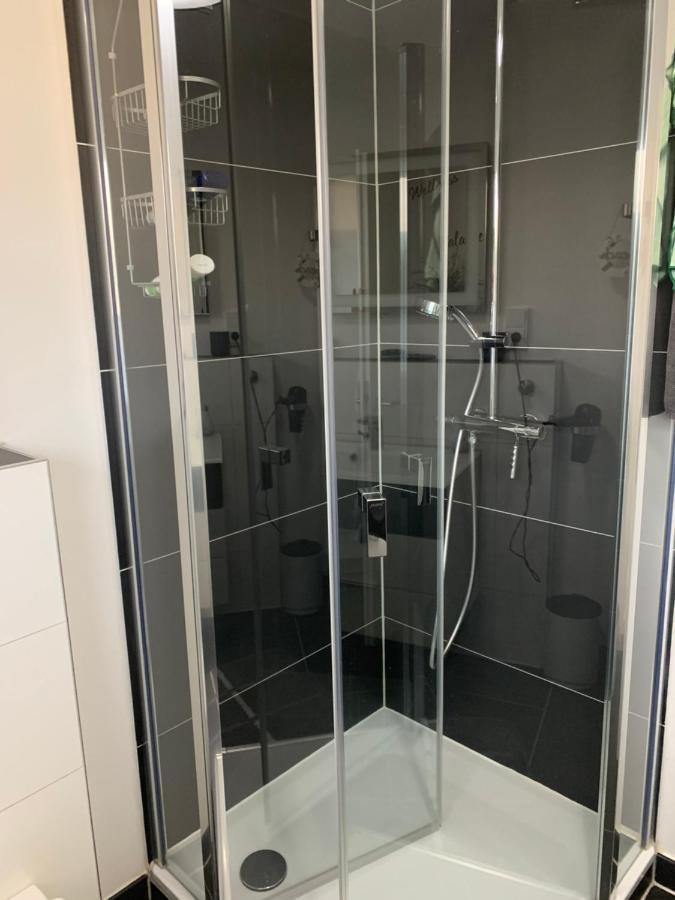 Meertraum Premium Wohnung Mit 3 Zimmern, 250M Zum Strand シャルボイツ エクステリア 写真